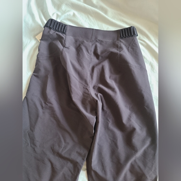 Lululemon Pants Esker Straight - Picture 3 of 4